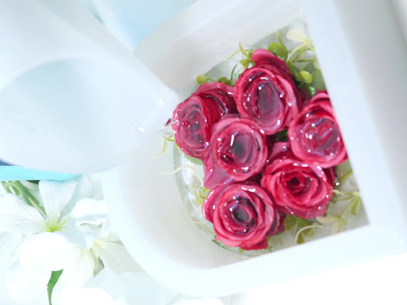 How to Prevent Bubbles When Making Resin Molds