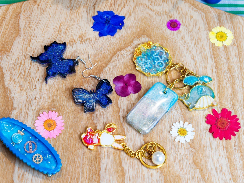 How to Make Earrings with UV Resin