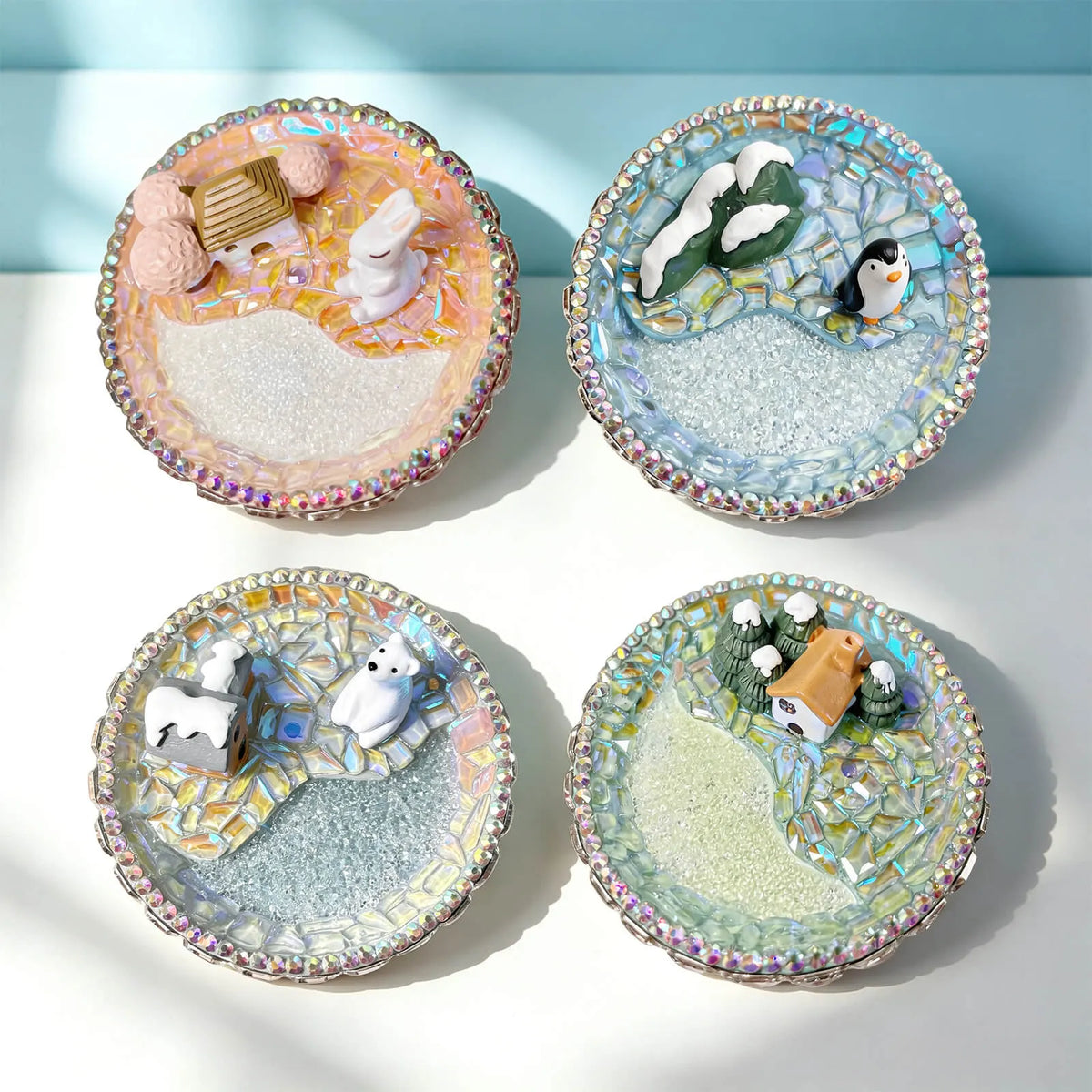 four-round-animal-scene-resin-dishes-display